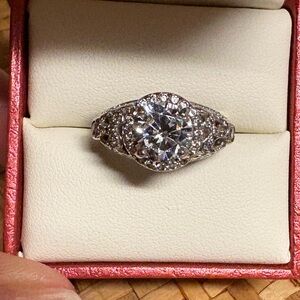 Berricle Art Deco Halo Ring